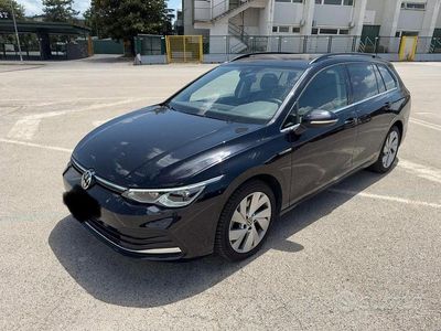 Usata VW Golf VIII Style 150 CV (110 kW) 2022 Nero Station wagon