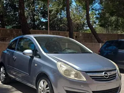 Usata Opel Corsa 75 CV (55 kW) 2008 Utilitaria