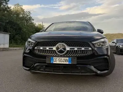 Usata Mercedes GLA200 150 CV (110 kW) 2021 SUV