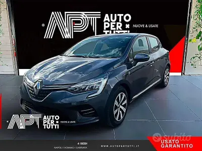 Usata Renault Clio V Zen 140 CV (102 kW) 2021 Grigio Berlina