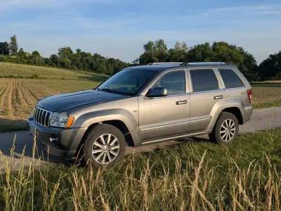 Usata Jeep Grand Cherokee Overland 218 CV (160 kW) 2008 Grigio SUV