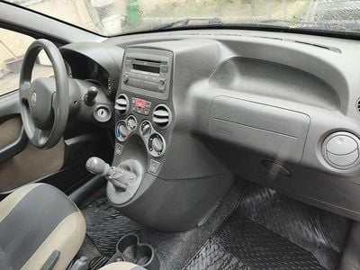 Usata Fiat Panda Climbing 60 CV (44 kW) 2009 Giallo Utilitaria