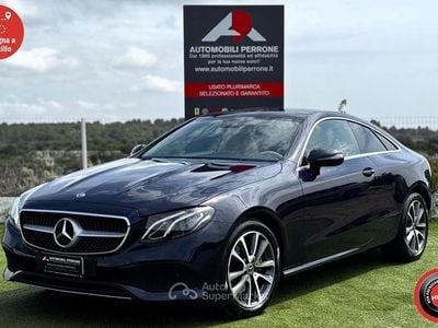 Usata Mercedes E220 194 CV (142 kW) 2018 Blu Coupé