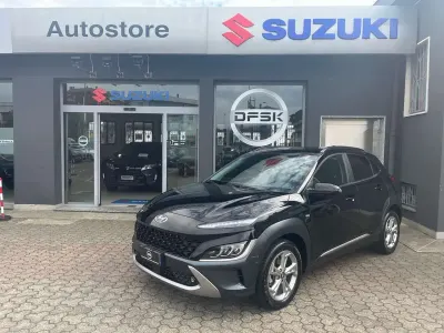 Käytetty Hyundai Kona 120 HP (88 kW) 2023 Musta Katumaasturi
