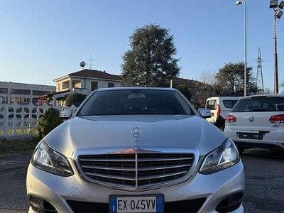 Usata Mercedes E250 Premium 204 CV (150 kW) 2014 Argento Berlina