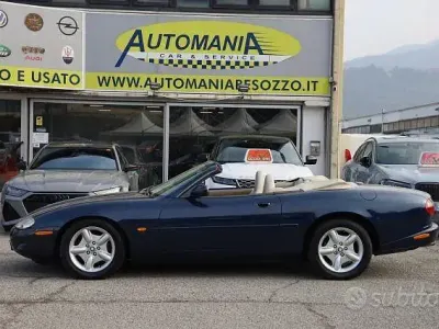 Usata Jaguar XK8 284 CV (208 kW) 1998 Blu Cabrio