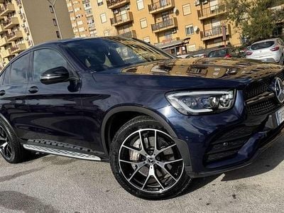 Usata Mercedes GLC300 Premium Plus 245 CV (180 kW) 2020 Blu/azzurro Coupé