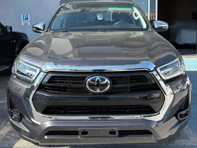 Ny Toyota HiLux Executive 150 HK (110 kW) 2026 Grå Pickup
