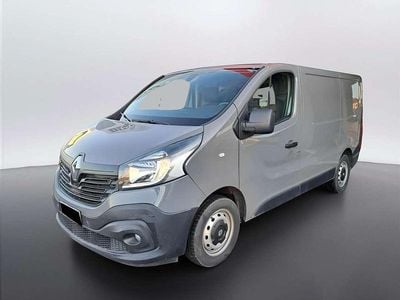 Usata Renault Trafic SE 125 CV (91 kW) 2019 Grigio scuro Monovolume