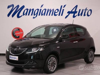 Usata Lancia Ypsilon Gold 69 CV (50 kW) 2023 Nero Utilitaria