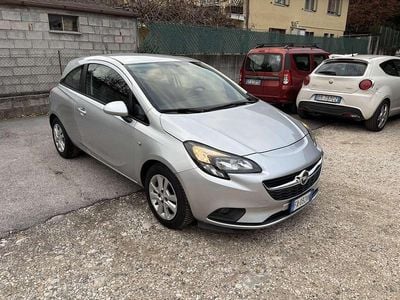 Usata Opel Corsa Cosmo 95 CV (69 kW) 2015 Argento Utilitaria