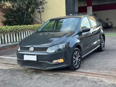 Usata VW Polo 75 CV (55 kW) 2014 Grigio Berlina