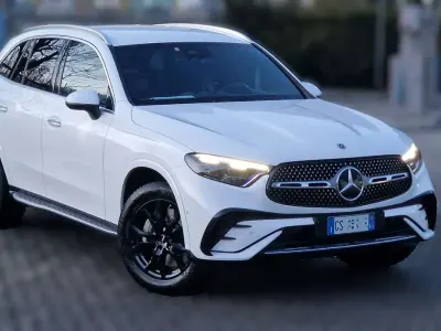 Usata Mercedes GLC300e Advanced Plus 333 CV (244 kW) 2024 Bianco SUV