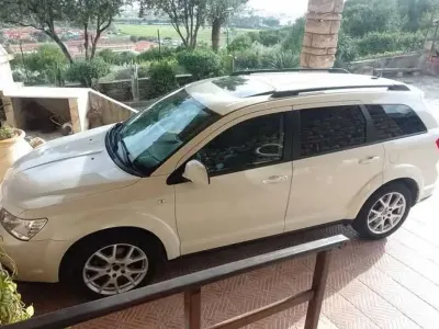 Usata Fiat Freemont Lounge 140 CV (102 kW) 2013 Bianco SUV