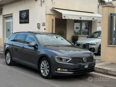Usata VW Passat Comfortline 150 CV (110 kW) 2015 Grigio Station wagon