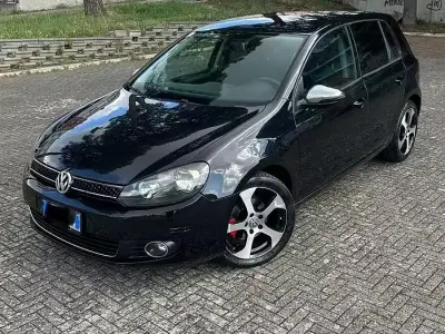 Usata VW Golf VI 102 CV (75 kW) 2010 Nero Utilitaria