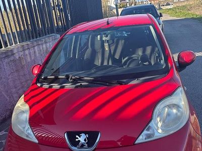 Usata Peugeot 207 68 CV (50 kW) 2009 Rosso Utilitaria