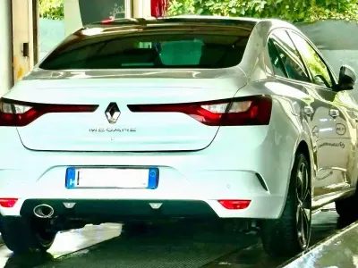 Usata Renault Mégane IV 116 CV (85 kW) 2019 Bianco Coupé