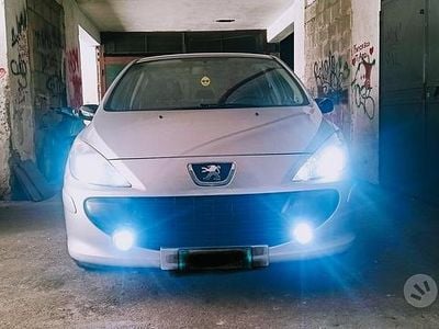 Begagnad Peugeot 307 109 HK (80 kW) 2006 Grå Sedan