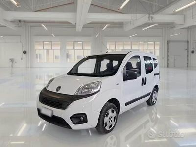 Begagnad Fiat Qubo Easy 77 HK (56 kW) 2018 Vit Minibuss