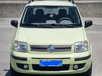 Usata Fiat Panda 60 CV (44 kW) 2006 Utilitaria