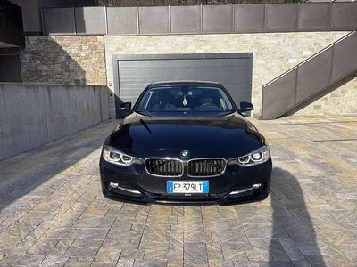 Usado BMW 318 Sport Line 143 CV (105 kW) 2013 Familiar