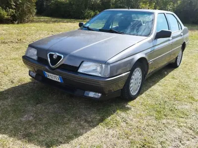 Usata Alfa Romeo 164 145 CV (106 kW) 1988 Grigio Berlina