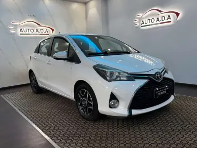 Usata Toyota Yaris Active 69 CV (50 kW) 2015 Bianco Utilitaria
