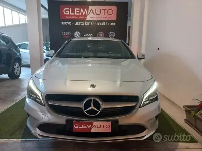 Usata Mercedes CLA200 Business 136 CV (100 kW) 2018 Grigio Berlina