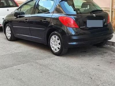 Usata Peugeot 207 70 CV (51 kW) 2008 Nero Berlina