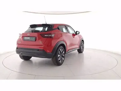 Usata Nissan Juke Acenta 114 CV (83 kW) 2023 Rosso SUV
