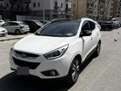 Używany Hyundai ix35 GO! 115 KM (84 kW) 2014 Biały SUV