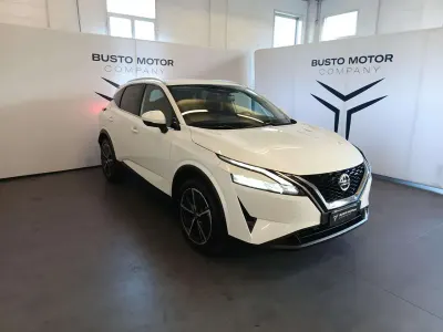 Usata Nissan Qashqai Style Edition 140 CV (102 kW) 2022 Bianco/tetto nero / pastello SUV