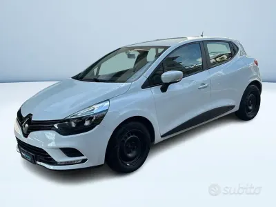 Usata Renault Clio IV Life 73 CV (53 kW) 2018 Bianco Berlina
