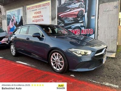 Usata Mercedes CLA180 Shooting Brake Business 116 CV (85 kW) 2022 Blu Station wagon