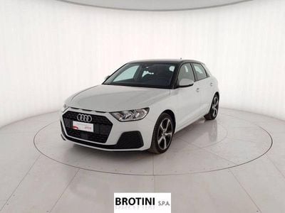 Usata Audi A1 Sportback Admired 110 CV (80 kW) 2023 Grigio metallizzato Utilitaria