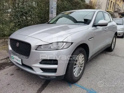 Begagnad Jaguar F-Pace Prestige 180 HK (132 kW) 2017 Grå SUV