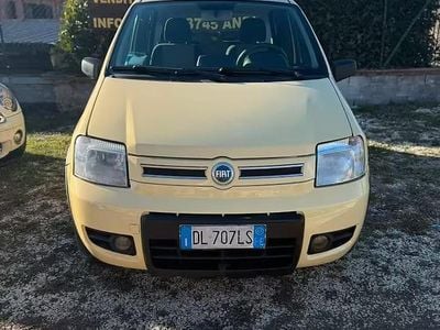 Usata Fiat Panda 77 CV (56 kW) 2007 Giallo Utilitaria