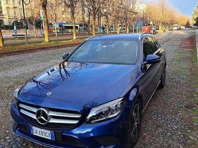 Usata Mercedes C220 194 CV (142 kW) 2020 Blu/azzurro Station wagon