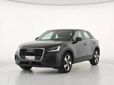 Usata Audi Q2 Admired 150 CV (110 kW) 2023 Grigio manhattan metallizzato SUV