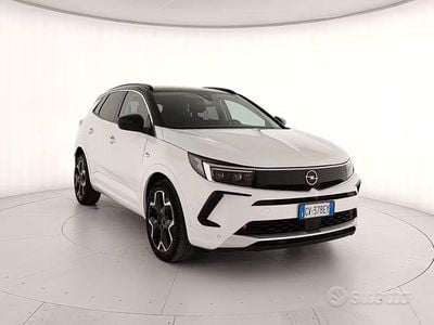 Usata Opel Grandland X Ultimate 131 CV (96 kW) 2024 Bianco SUV