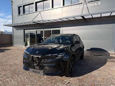 Nuova Alfa Romeo Junior Edizione Speciale 136 CV (100 kW) 2026 Nero SUV