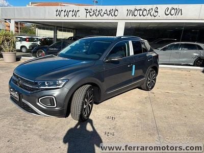 Nuova VW T-Roc R-line 116 CV (85 kW) 2025 Grigio SUV