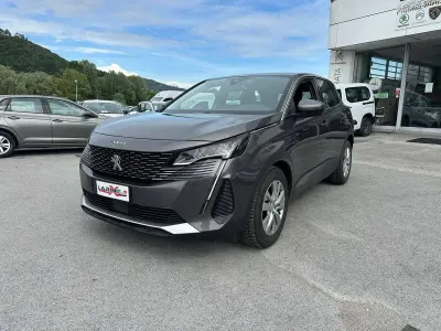 Usata Peugeot 3008 Allure 131 CV (96 kW) 2021 Grigio SUV