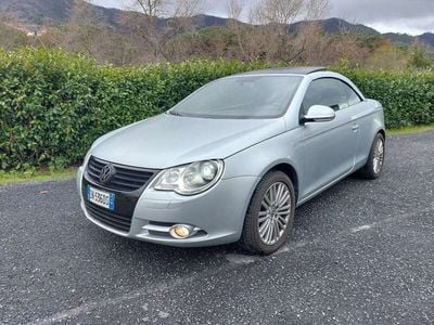 Usata VW Eos 200 CV (147 kW) 2008 Grigio Cabrio