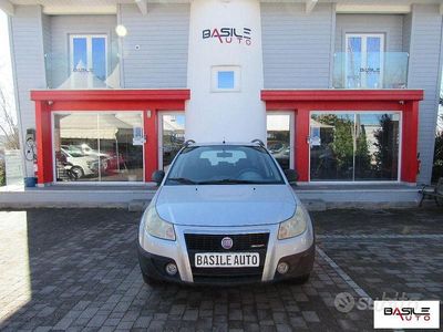 Usata Fiat Sedici 120 CV (88 kW) 2008 Grigio SUV