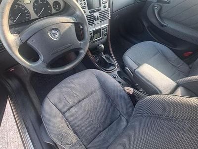Usata Lancia Lybra 2000 Grigio Berlina