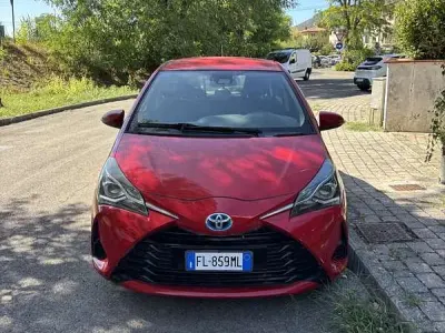 Usata Toyota Yaris Hybrid