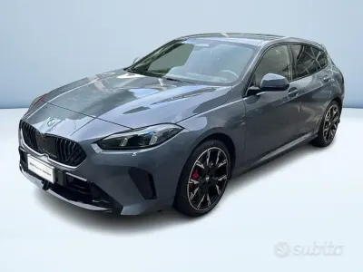 Usata BMW 118 M Sport 150 CV (110 kW) 2025 Grigio metallizzato Utilitaria