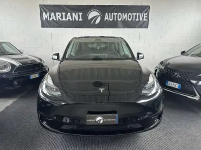 Usata Tesla Model Y RWD 88 kW (120 CV) 2023 Nero SUV